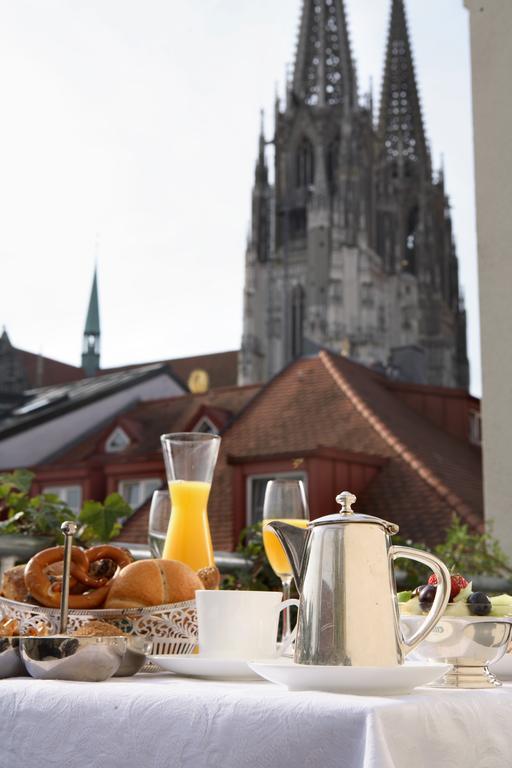 Hotel Goliath Am Dom Regensburg Exterior photo